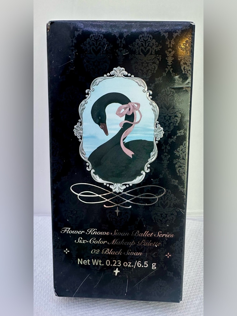 Flower Knows Black Swan Six-Color Makeup Palette - Black with Pink Accent NEW